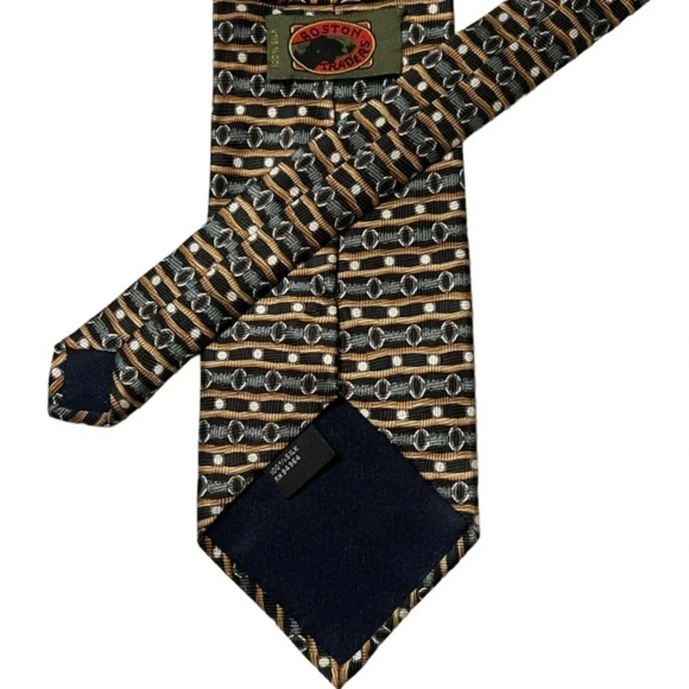 Boston Traders 100% silk African cowrie shell green & brown print tie